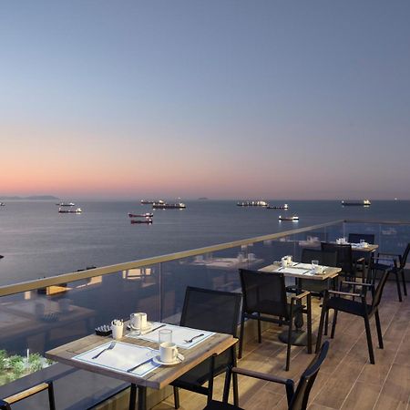 Hilton Istanbul Bakirkoy Hotel Exterior photo View from the restaurant